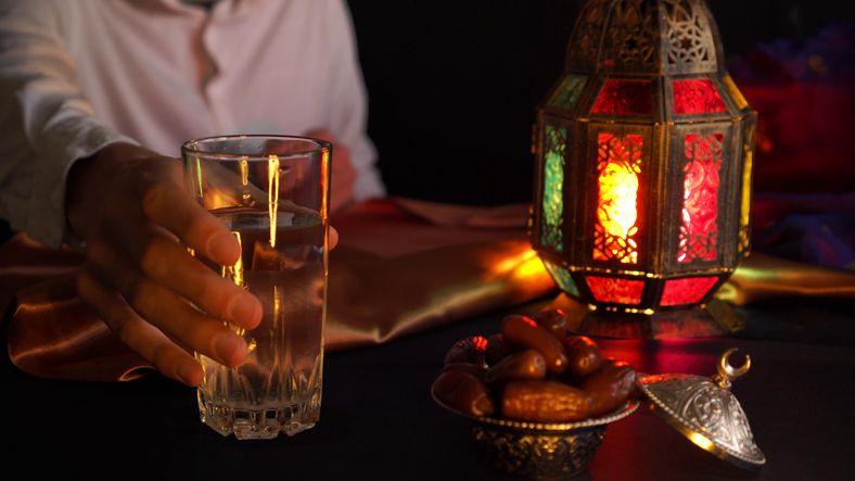 Hukum telat buka puasa