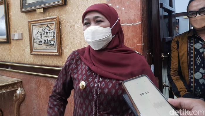 gubernur jatim khofifah