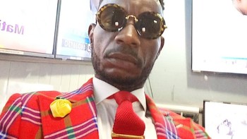 Tak peduli makan atau tidak, yang terpenting adalah tampil necis. Foto: Instagram @maximepivot