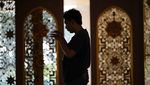Mencari Berkah Ramadan di Masjid Izzatul Islam Bekasi