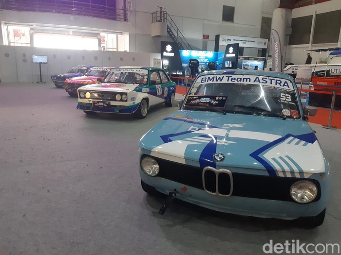 Mobil klasik Mobil balap klasik di IIMS 2022