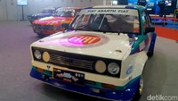 Tak ketinggalan, ada juga Fiat Mirafiori replika Arbarth 131. Foto: Ridwan Arifin