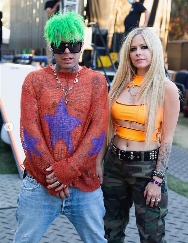 Sebelum tunangan dengan Avril Lavigne, Mod Sun pernah terlihat hubungan asmara dengan Bella Thorne.  Foto: Instagram/@modsun