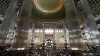 Diketahui, Masjid Istiqlal sudah mengizinkan saf rapat antar jemaah saat menunaikan salat sejak Maret 2022.
