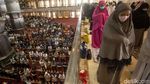 Pekan Pertama Puasa, Salat Jumat di Masjid Istiqlal Tak Berjarak