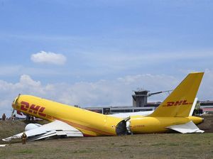 Pesawat Boeing 757 Patah Jadi Dua Usai Tergelincir di Kosta Rika!