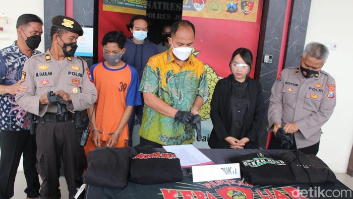 Salah satu kelompok bikers pengeroyok warga di Jombang sudah ditangkap.