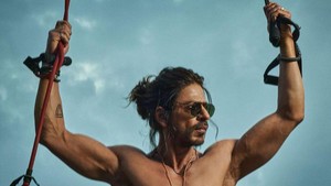Pathaan (2023) jadi comeback besar SRK setelah 4 tahun gak main film. Ini adalah karakter Shah Rukh Khan di layar versi new generation. (Foto: dok. Instagram @iamsrk)