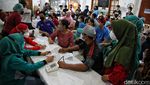 Siap Mudik Lebaran, Warga Jakarta Ramai-ramai Vaksin Booster