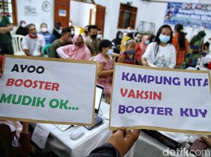 Berburu Vaksin Booster Demi Mudik