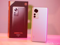 Ini Xiaomi 12 Pro, HP Android Rp 13 Juta Lawan iPhone 13 Pro Max