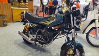Motor ini dijual Rp 1 juta per cc, karena RX-King pakai mesin 135 cc, maka harganya tembus Rp 135 juta. Foto: (Rangga Rahadiansyah/detikOto)