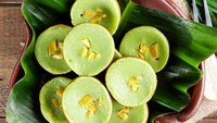 Kue lumpur kentang ini memiliki tekstur lembut. Cocok untuk batalkan puasa dan disajikan bersama teh hangat. Resep ini spesial karena kue lumpur diberi ekstra pandan suji dan topping potongan nangka. Ini dia cara membuat kue lumpur pandan. Foto: iStock