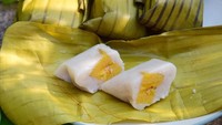 Nagasari tak pernah gagal puaskan selera. Paduan kenyal lembutnya adonan tepung beras dengan isian pisang terasa nikmat. Membuatnya gampang karena bahan-bahan yang dipakai juga sederhana. Tak percaya? Coba ikuti resep ini. Foto: iStock