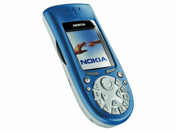 HP Nokia berdesain nyeleneh HP Nokia berdesain nyeleneh