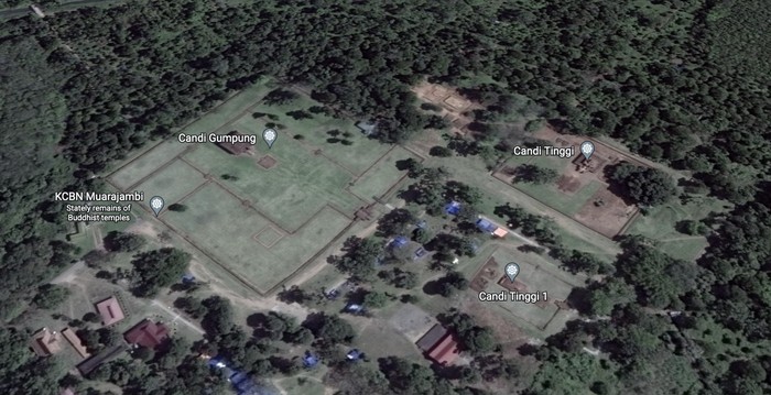 Kompleks Candi Muaro Jambi dilihat dari Google Earth.