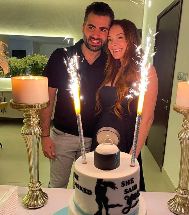 Bader Shammas diketahui berprofesi sebagai ahli keuangan. Dia memegang jabatan asisten wakil presiden di Credit Suisse, salah satu bank investasi dan manajemen investasi terkemuka di dunia asal Swiss. Foto: dok. Instagram