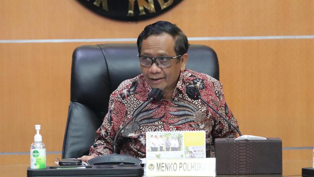 Mahfud Sebut UU di RI Korup Sejak Pembuatannya, Contohkan Pom Bensin Petronas