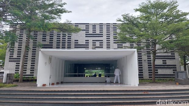 Masjid Al Irsyad di Padalarang Kabupaten Bandung Barat.