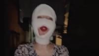 Sebelumnya, Lucinta Luna hebohkan publik karena tampil dengan kepala yang penuh lilitan masker. Meski begitu, ia tetap terlihat aktif, seperti ketika membangunkan sahur orang-orang di sekitarnya.
