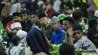 Lahan yang luas juga memerlukan dana yang tidak sedikit untuk pembangunannya, meski begitu Ustadz Fadzlan tetap optimis pembangunan akan rampung karena banyaknya donatur dari saudara umat muslim di Indonesia.