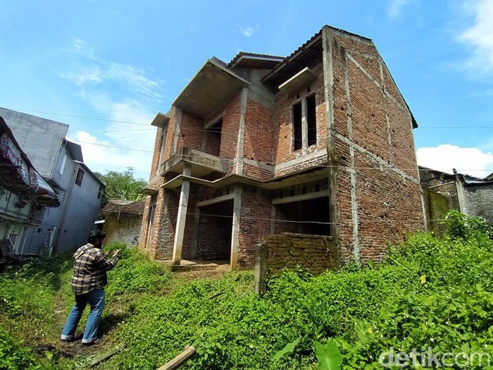Rumah kosong yang sempat dihuni ribuan kelelawar di Dusun Pojok, Desa Pucang, Kecamatan Secang.