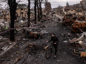 Rusia Gempur Kota Dekat Kharkiv, 2 Orang Tewas