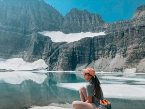 Kursi Favorit Pramugari Kartika dan Tips Terbang ke Dubai