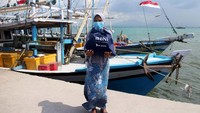 Kegiatan Sahur on The Boat kembali digelar oleh para jurnalis setelah ditiadakan selama dua tahun akibat pandemi. Usai menggelar sahur di atas kapal, sejumlah jurnalis dari media cetak dan online tersebut langsung melaksanakan aksi sosial.