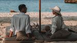 Sering Traveling, Ini Gaya Keren Indra Priawan Saat Ngopi dan Jajan Es Kelapa