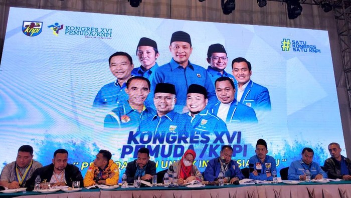 Kongres DPP KNPI Tetapkan Ryano Panjaitan Terpilih Secara Aklamasi Akhirnya konflik ditubuh KNPI berakhir, usai dilaksanakannya Kongres XVI Komite Nasional Pemuda lndonesia (KNPI) yang berlangsung di Hotel Sahid, Jakarta 8-10 April 2022 berjalan dengan lancar.