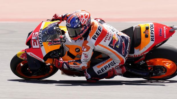 Marc Marquez (93), of Spain, steers through a turn during an open practice session for the MotoGP Grand Prix of the Americas motorcycle race at the Circuit of the Americas, Saturday, April 9, 2022, in Austin, Texas. (AP Photo/Eric Gay)