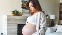 Ini adalah foto terakhir Nikita Willy dengan perut hamil sebelum melahirkan. Foto: dok. Instagram Nikita Willy