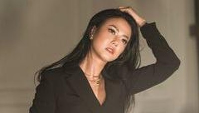 10 Gaya Elegan Nita Gunawan, Selebgram yang Bantah Jadi Selingkuhan Raffi Ahmad