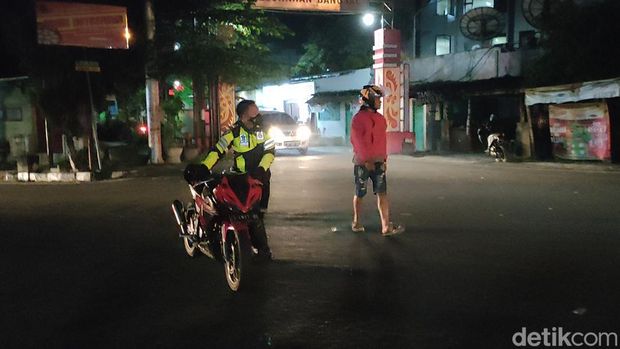 Operasi knalpot brong di Kota Kediri. Sebanyak 30 sepeda motor diamankan.