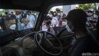 Dalam sidaknya Arifin menemukan banyak truk industri perusahaan tambang dan perkebunan yang menggunakan Bahan Bakar Minyak (BBM) jenis solar subsidi.