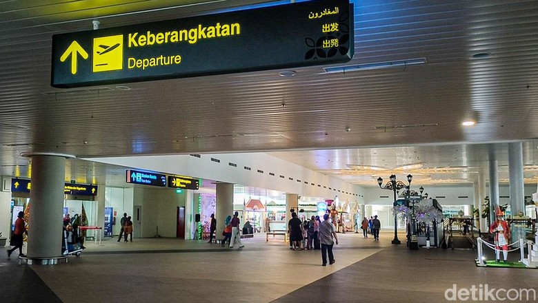 Suasana Bandara Yogyakarta International Airport (YIA) Kulon Progo, Minggu (10/4/2022).