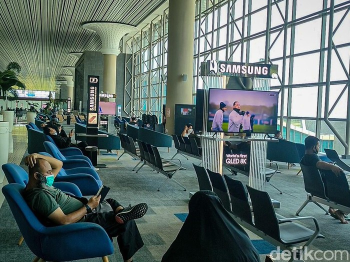 Suasana Bandara Yogyakarta International Airport (YIA) Kulon Progo, Minggu (10/4/2022).