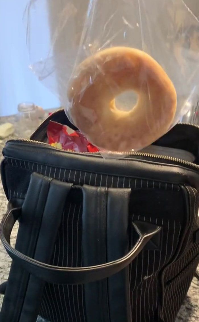 Tak Boleh Makan Selama Bekerja, Pengasuh Ini Putuskan Berhenti