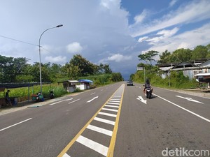 Jalur Pantai Selatan Wonogiri Mulai Ramai Pemudik, Warga Buka Lapak Jualan