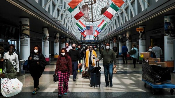 Bandara Internasional O’Hare berada di posisi keempat. Bandara ini memiliki 54 juta penumpang pada tahun 2021. (Spencer Platt/Getty Images/CNN) Bandara Internasional O’Hare berada di posisi keempat. Bandara ini memiliki 54 juta penumpang pada tahun 2021. (Spencer Platt/Getty Images/CNN)