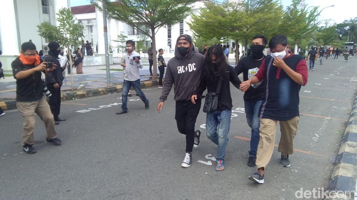 14 Orang ditangkap terkait demo ricuh 11 April di Kota Palopo (detikSulsel/Arzad)