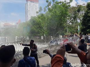 3 Fakta Aksi 11 April Mahasiswa di Palembang yang Berakhir Ricuh