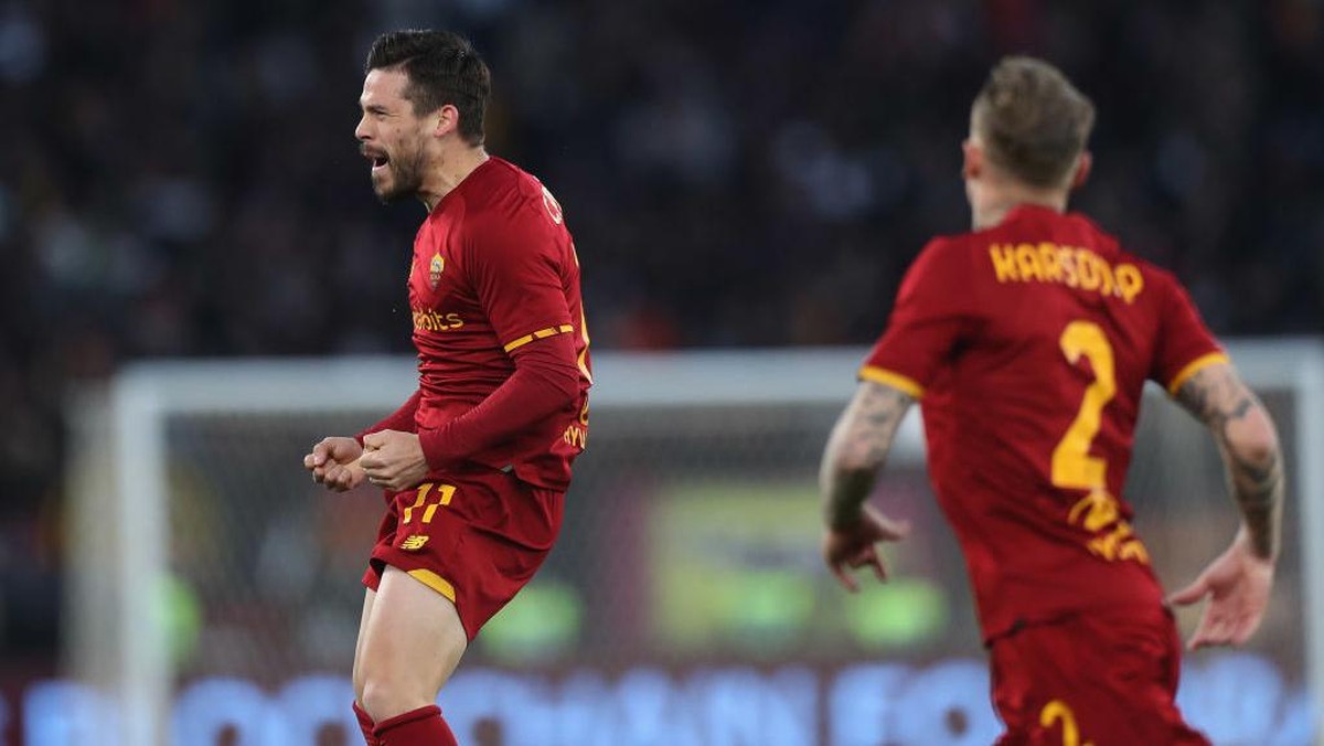 AS Roma melaju ke semifinal Europa Conference League. (Foto: Paolo Bruno/Getty Images)