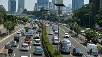 Hal itu dilakukan untuk mengantisipasi kemacetan seiring dengan adanya aksi demonstrasi di lokasi tersebut.  