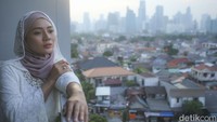 Dalam kesempatan itu, Berlliana Lovell mengaku dirinya seorang mualaf sejak delapan tahun lalu. (Foto: rifkianto nugroho)