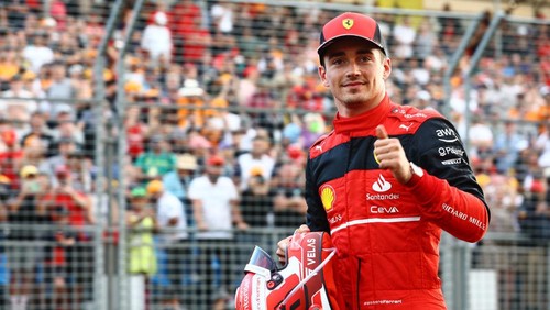 MELBOURNE, AUSTRALIA - APRIL 09: Pole position qualifier Charles Leclerc of Monaco and Ferrari celebrates in parc ferme during qualifying ahead of the F1 Grand Prix of Australia at Melbourne Grand Prix Circuit on April 09, 2022 in Melbourne, Australia. (Photo by Mark Thompson/Getty Images)