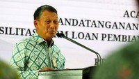Menteri Energi dan Sumber Daya Mineral (ESDM) Republik Indonesia, Arifin Tasrif mengatakan, sesuai amanah Undang-Undang Mineral dan Batubara (Minerba), pemerintah berkomitmen untuk mendorong dan mempercepat hilirisasi industri nikel di Indonesia agar menghasilkan nilai tambah, salah satunya melalui pembangunan smelter. Menurutnya, komoditi Nikel memberikan prospek besar bagi pertumbuhan ekonomi Indonesia. Selain untuk dikonsumsi di dalam negeri, produk nikel juga sangat penting untuk industri baja.