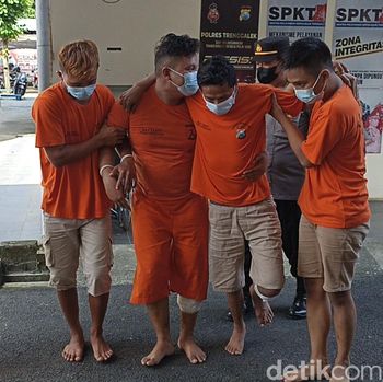 Empat pelaku penipuan dengan modus menyaru petugas BLT.