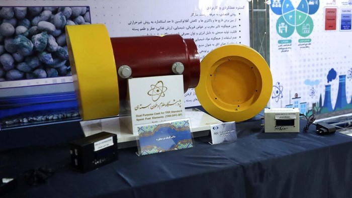Iran Pamer Teknologi Nuklir, Ini Penampakannya Iran dikenal dengan pengembangan nuklirnya. Yuk, intip penampakan teknologi nuklir milik Iran.